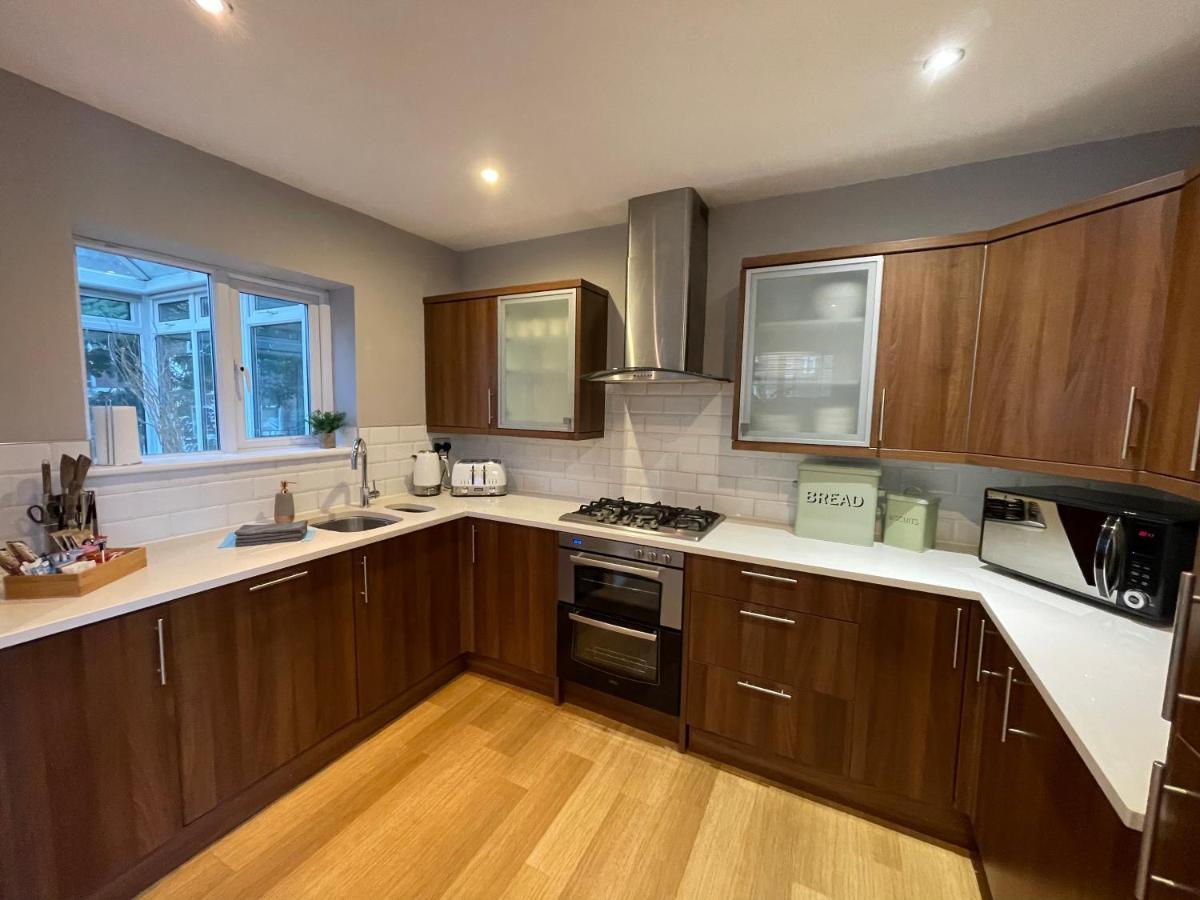 Luxury 3-Bed Victorian Townhouse Hosted By Hutch Lifestyle Leamington Spa Exterior foto